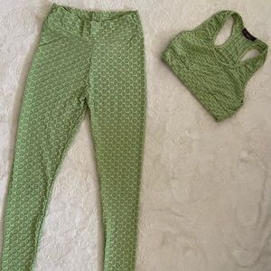 Green matching set